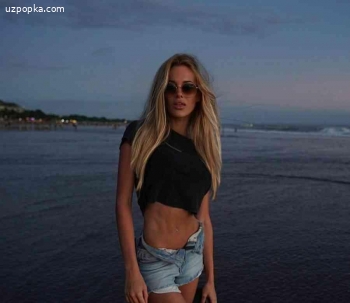 Ангелина есть WhatsApp