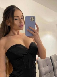 Bella