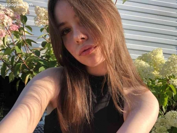 Лариса Брюнеточка